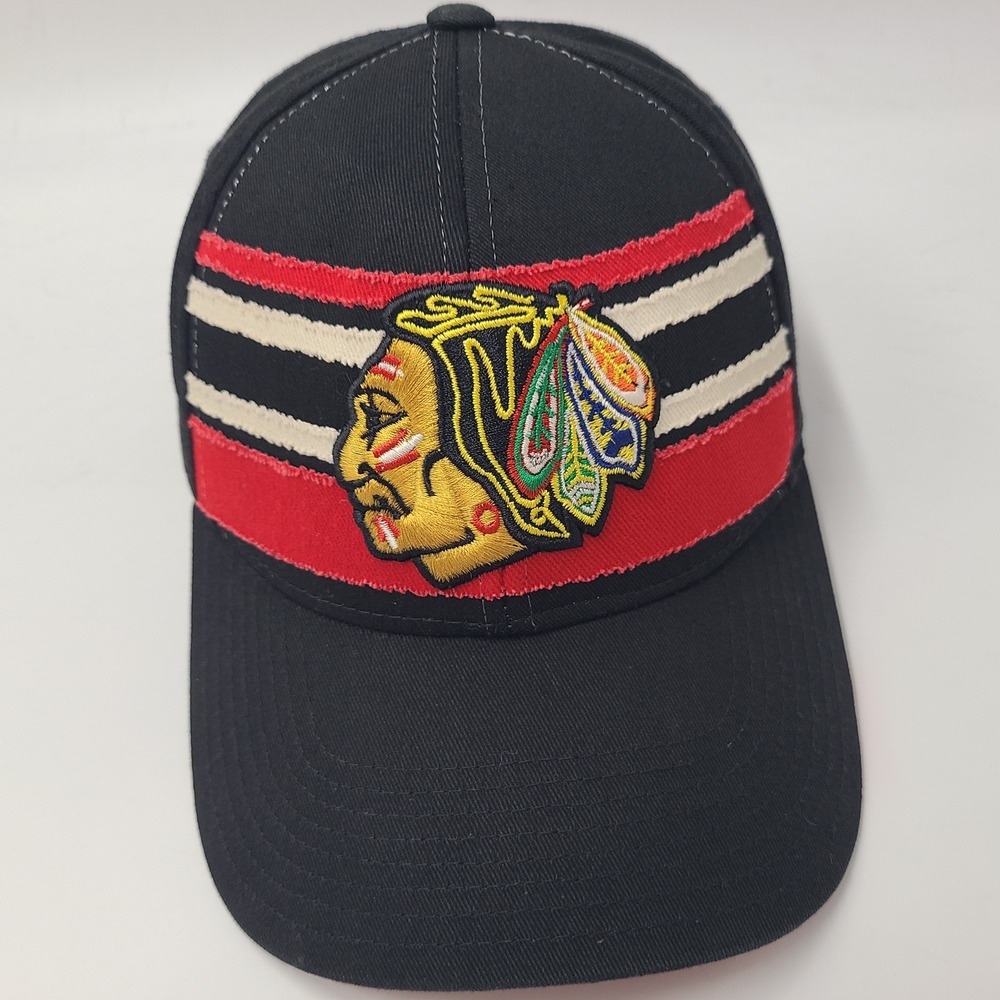 Chicago Blackhawks Hat Adjustable CCM Black Red White NHL Hockey Vintage Logo